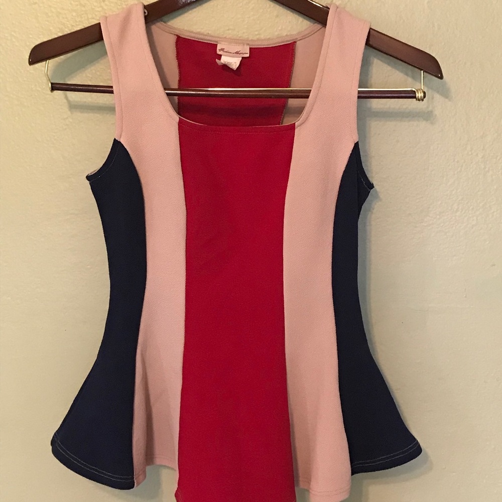 FREE W/BUNDLES OF 2 OR MORE Retro Style Mod Top